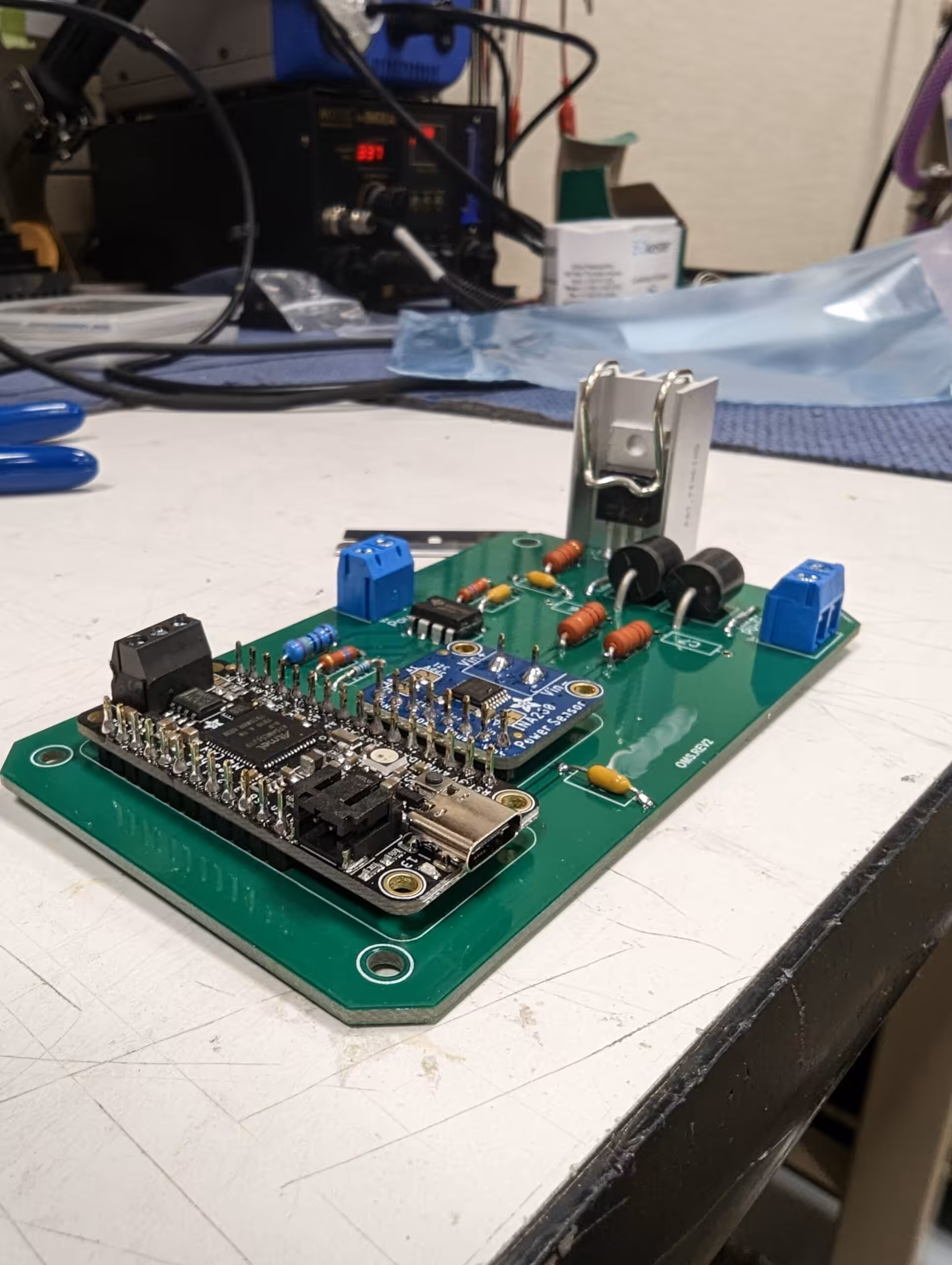 Precision MPP Tracking System