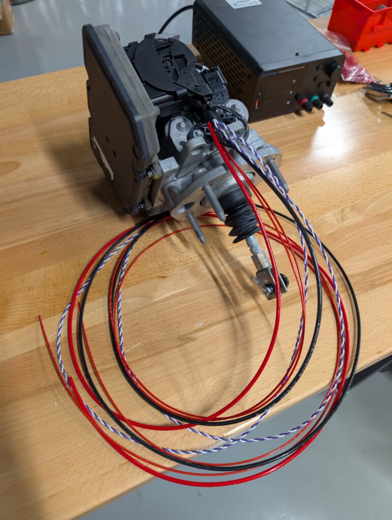 Bosch iBooster with flying lead wiring harness